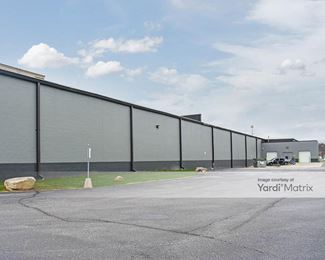 Photo 2 of Extra Space Storage - 4522 Maplecrest Road, Fort Wayne, IN