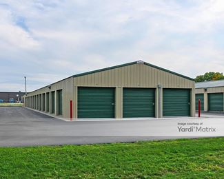 Photo 2 of Spacemaker Self Storage - 2508 College Avenue, Goshen, IN