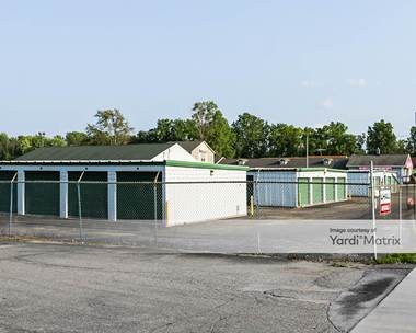 Storage Units for Rent available at 1320 North Belsay Road, Burton, MI 48509