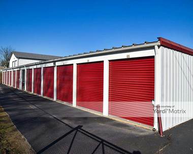 Storage Units for Rent available at 4325 West Dickman Road, Springfield, MI 49037