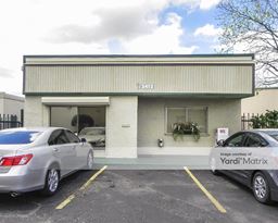 Image for Storage Hub - 2412 Hickory Avenue, Metairie, LA