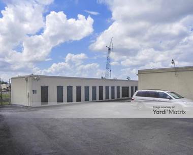 Storage Units for Rent available at 2412 Hickory Avenue, Metairie, LA 70003