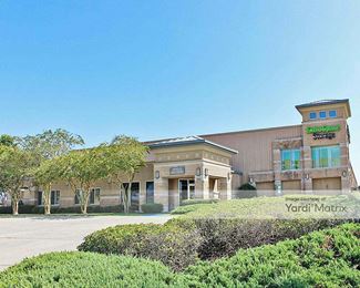 Photo 4 of Extra Space Storage - 2201 West Napoleon Avenue, Kenner, LA