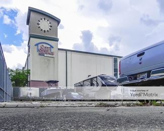 Photo 4 of Elmwood Self Storage - 1004 South Clearview Pkwy, Harahan, LA