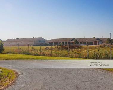 Storage Units for Rent available at 6387 South Avenue, Toledo, OH 43615