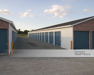 Photo 5 of Crossroads Self Storage - 8252 Avenue Road, Perrysburg, OH