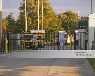 Photo 4 of Lock-It-Up Self Storage - 3316 Dustin Road, Oregon, OH