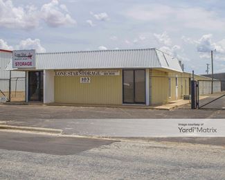 Photo 4 of Lone Star Storage - 103 Alamo Road, Levelland, TX