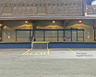 Photo 3 of Access Self Storage - 29-00 Review Avenue, Long Island City, NY