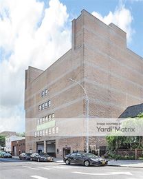 Photo 1 of Extra Space Storage - 3719 Crescent Street, Long Island City , NY
