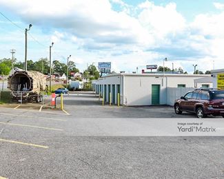 Photo 4 of Store Space Self Storage - 6165 Veterans Pkwy, Columbus, GA