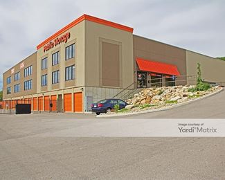 Photo 2 of Public Storage - 1326 Dublin Road, Columbus, OH