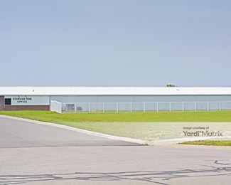 Photo 3 of Public Storage - 11955 Springcreek Drive, Pickerington, OH