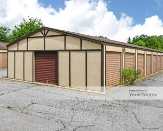 Photo 3 of Storage Rentals of America - 4001 Gull Road, Comstock, MI