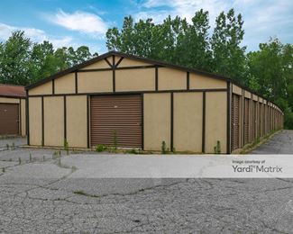 Photo 3 of Storage Rentals of America - 350 Romence Road, Portage, MI