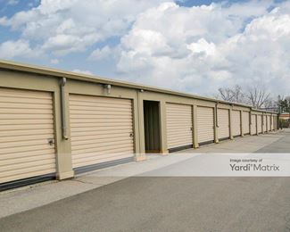 Photo 3 of Prime Storage - 101 Sitterly Road, Halfmoon, NY