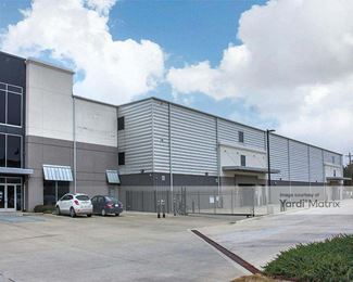 Photo 2 of Storage Center, The - 10321 Airline Hwy, Baton Rouge, LA