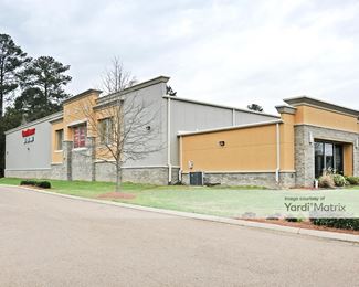 Photo 4 of Storage Center, The - 131 Howard Wilson Lane, Flowood, MS