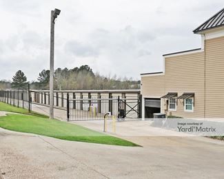 Photo 3 of StowAway Self Storage - 4195 Highway 80 East, Pearl, MS