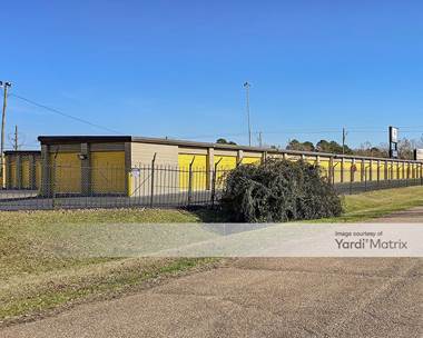 Storage Units for Rent available at 5961 I-55 North, Jackson, MS 39213