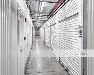 Photo 2 of Devon Self Storage - 5111 I-55 North, Jackson, MS
