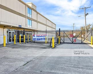 Photo 3 of Devon Self Storage - 5111 I-55 North, Jackson, MS
