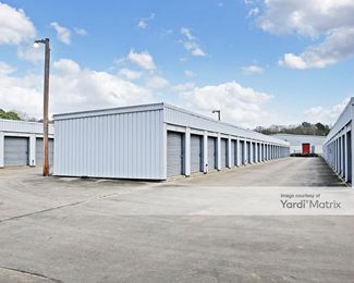Photo 3 of 220 Self Storage - 6500 Cole Road, Ridgeland, MS
