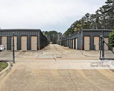 Storage Units for Rent available at 200 Grants Ferry Road, Brandon, MS 39047