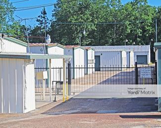 Photo 2 of Mr. P-s Storage - 5809 LaRue Steiner Road, Theodore, AL
