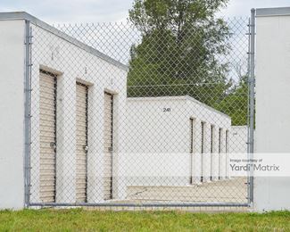 Photo 3 of Superior Storage - 327 North Superior Street, Hutchinson, KS