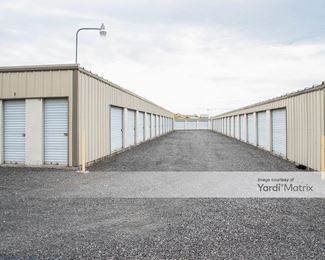 Photo 2 of Wright Mini Storage - 1835 South Highway 97, Redmond, OR
