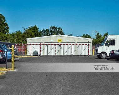 Storage Units for Rent available at 2680 Cherry Avenue NE, Salem, OR 97301