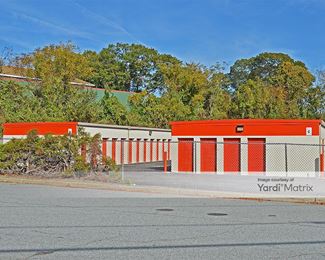 Photo 4 of Public Storage - 71 Freeway Drive, Cranston, RI