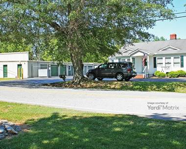 Storage Units for Rent available at 806 North Maple Street, Simpsonville, SC 29681