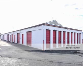 Photo 4 of M R Storage - 390 Crossfield Drive, Versailles, KY
