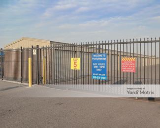 Photo 3 of Purely Storage - 3302 North Road 44, Pasco, WA