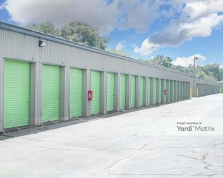 Photo 4 of Extra Space Storage - 195 East Fairfield Drive, Pensacola, FL