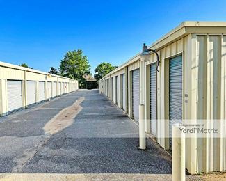 Photo 2 of Extra Space Storage - 4121 Gulf Breeze Pkwy, Gulf Breeze, FL