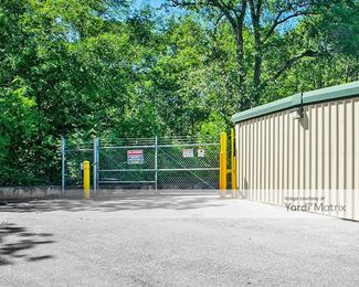 Photo 2 of Store Here Self Storage - 3968 Mercer University Drive, Macon, GA