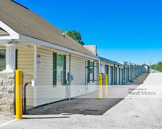 Photo 3 of Store Here Self Storage - 3968 Mercer University Drive, Macon, GA
