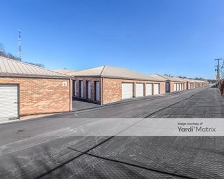 Photo 1 of Stor All - 2670 Palumbo Drive, Lexington, KY