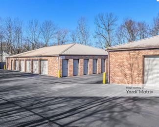 Photo 3 of Stor All - 2670 Palumbo Drive, Lexington, KY