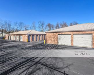 Photo 5 of Stor All - 2670 Palumbo Drive, Lexington, KY