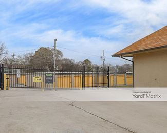 Photo 3 of Extra Space Storage - 4429 Highway 58, Chattanooga, TN