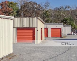 Photo 4 of Island Cove Mini Storage - 6212 Highway 58, Harrison, TN
