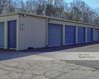 Photo 2 of Extra Space Storage - 1402 Wilson Road, Rossville, GA