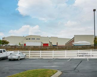 Photo 4 of Extra Space Storage - 5056 New Country Drive, Hixson, TN