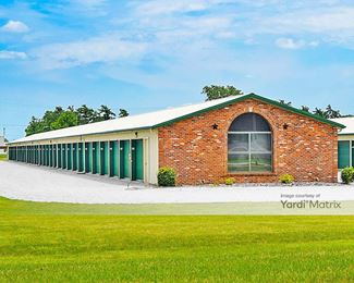 Photo 2 of Wells County Lock-Up - 225 Harrison Road, Bluffton, IN