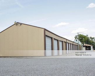 Photo 4 of BTE Storage - 2206 Broadway, Fort Wayne, IN
