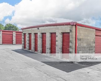 Photo 3 of Signature Self Storage - 1909 Brady Lane, Lafayette, IN